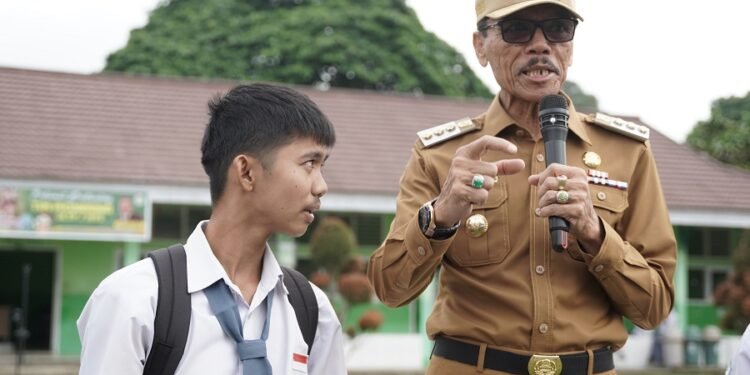 Pemilih Pemula Didominasi Pelajar,  Ribuan e-KTP Akan Diterbitkan Pemkab Limapuluh Kota