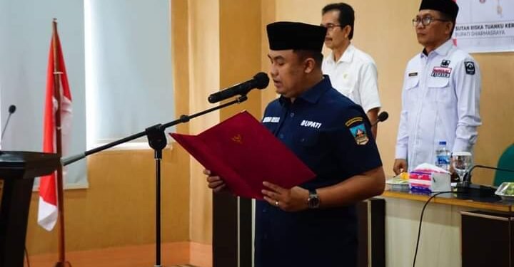 Mutasi Bergulir, 37 Pejabat Struktural Dilantik Bupati Dharmasraya