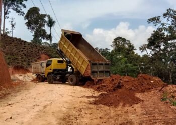 Satgas TMMD Kodim 0305/Pasaman Genjot Pelebaran Jalan di Simpang Tonang Utara