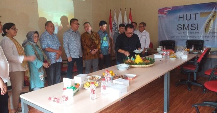 HUTke-7 SMSI: Membangun Daya Hidup Industri Media Siber