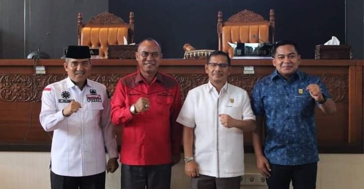 Gelar Paripurna, DPRD Dengarkan LKPj Bupati Dharmasraya Tahun 2023