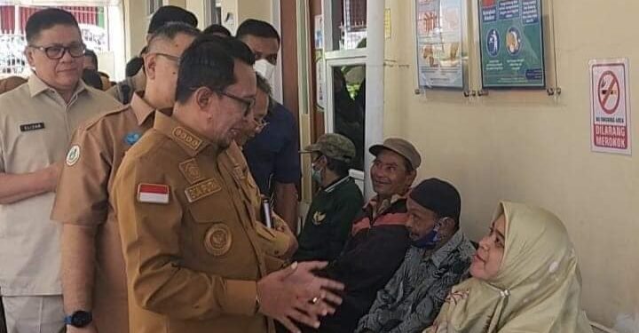 Terobosan Besar! Terkendala Biaya Berobat, Warga Tanah Datar Dibantu Program Berobat Gratis