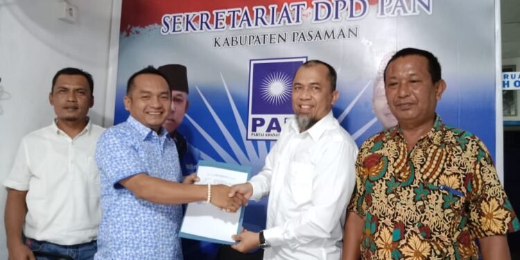 Siap Majukan Pasaman, Endra Bachtiar Mendaftar Sebagai Balon Bupati Ke DPD PAN