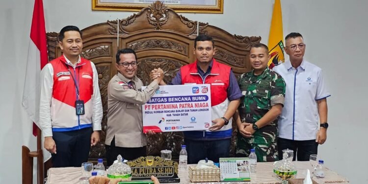 Bantu Korban Galodo di Tanah Datar,  PT. Pertamina Patra Niaga Regional Sumbagut Jamin Pasokan BBM Aman