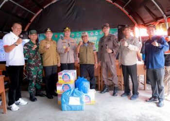 Peduli Bencana Banjir Bandang, Bupati  Pasaman Antarkan Bantuan ke Agam dan Tanah Datar