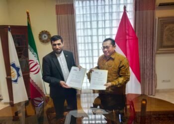 Jalin Kerjasama, Ketum SMSI Firdaus Tandatangani MoU dengan Konselor Kebudayaan Iran Ebrahimi