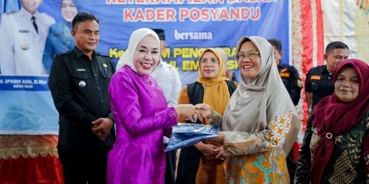 Ratusan Kader KB se Kecamatan IX Koto Sungai Lasi Ikuti Orientasi Keterampilan Dasar  