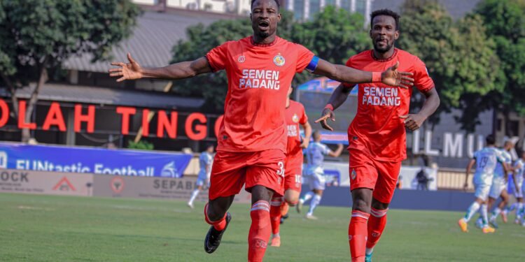 Lewat TitikPutih,  Semen Padang Kalahkan PSS Sleman 1-0
