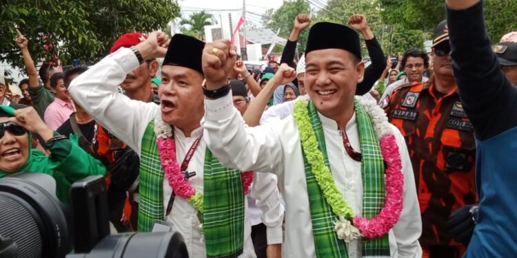 Menyala! NC-LM Mendaftar ke KPU Kota Solok, Histeria Masyarakat Luar Biasa