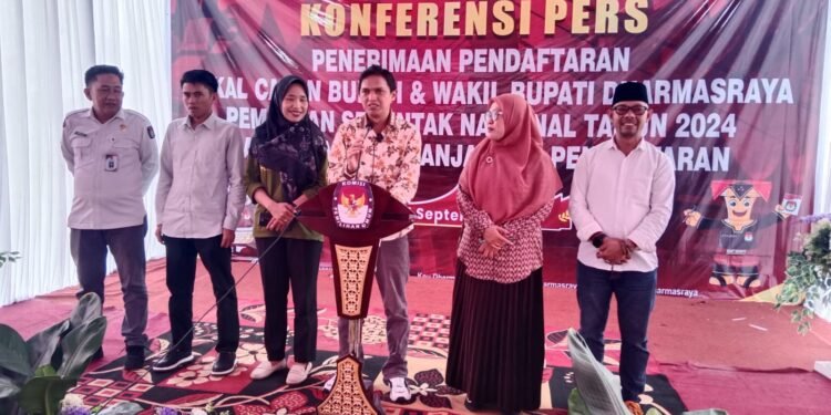 Masa Perpanjangan Pendaftaran Bakal Calon Bupati/Wakil Bupati Dharmasraya, Hari Pertama Masih Zonk Balon Mendaftar