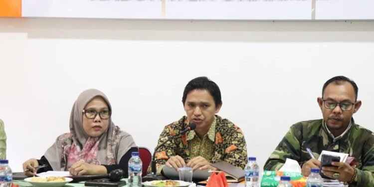 KPU Dharmasraya Kembali Buka Pendaftaran, Paslon Adi Gunawan- Romi Siska Dikhabarnkan Mendaftar Jumat 13 September 2024