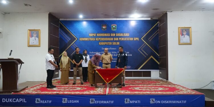 Gelar Rakor Administrasi Kependudukan, Disdukcapil Kab. Solok Launching Inovasi PREDIKSI