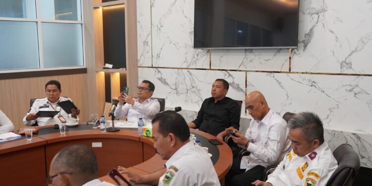 Pemkab Solok Sediakan Informasi Harga Pangan di Aplikasi SIGADISELOK