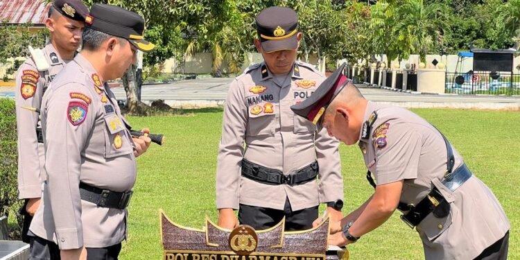 Pindah Tugas,  Serah Terima Jabatan PJU Polres Dharmasraya Dipimpin Kapolres AKBP Bagus Ikhwan