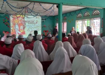 KPU Pasaman Goes To Pesantren: Nobar Film Tepatilah Janji Sembari Sosialisasi Pilkada 2024