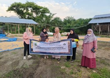 Fakultas Farmasi Unand Gelar Bimtek Pembuatan Granul Terapung Bagi Petani Jagung di Pasaman Barat