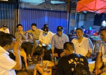 Cara Vasko Ruseimy Serap  Aspirasi Masyarakat , Ngopi di Kadai