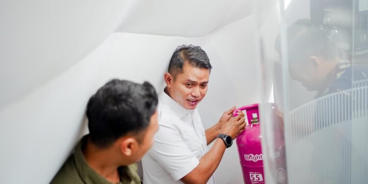 Wabup Solok Jon Firman Pandu Hadiri Trade In Tabung LPG 3 Kg ke Tabung Brightgas