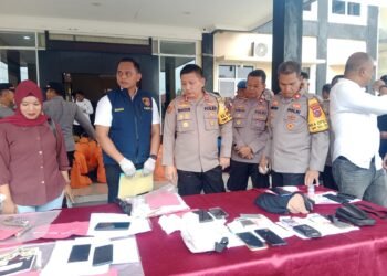 Polres Dharmasraya Gelar Konferensi PersTerkait Pengungkapan Kasus Selama Tahun 2024