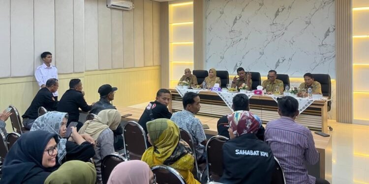 Gelar Jumpa Pers, Wakil Bupati Solok Jon Firman Pandu Ajak Jurnalis Ikut Menumbuhkan Suasana yang Sejuk dan Damai