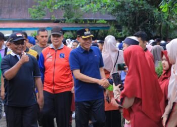 Bersama Forkopimda, Bupati Pasaman Ikuti Jalan Sehat Perayaan HAB Kemenag 2024