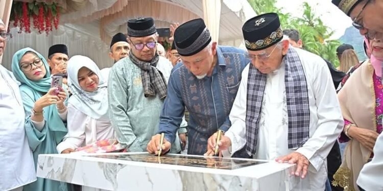 Diresmikan Gubernur Sumbar, Masjid Az Zaimah Sulit Air Menjadi Simbol Sinergi Ranah dan Rantau  