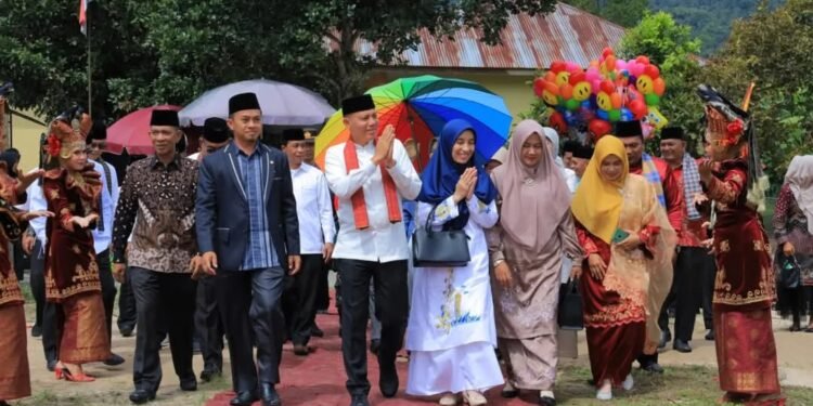 Sabar AS: UMKM Menggeliat, Adat Budaya Pasaman Harus Terus Dilestarikan