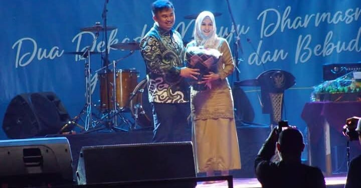 Momen Haru Warga Dharmasraya Kala Bupati Sutan Riska Izin Pamit Beritanda