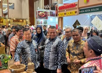 Produk UMKM Kabupaten Solok Tampil pada International Handicraft Trade Fair 2025 