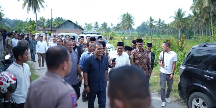 Serap Aspirasi dan Buhul Silaturahmi, Wabup Solok Jon Firman Pandu Kunjungi Nagari Koto Sani