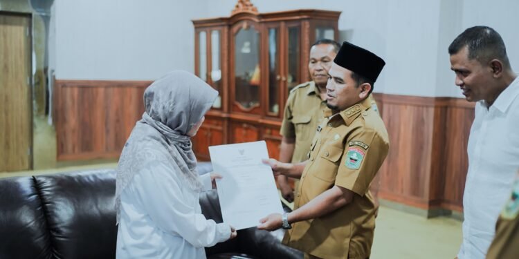 Menikam Jejak, dr. Sri Efianti, M.Kes Kembali Dipercaya Sebagai Direktur RSUD Arosuka