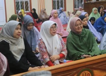 Wabup Dharmasraya Leliarni Sambut TSR 11 Provinsi Sumbar di Mesjid Al Furqon