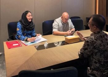 Satu Nagari Belum Tersentuh Listrik, Bupati Dharmasraya Didampingi Anggota DPR-RI Andre Rosiade Datangi Kantor Pusat PLN