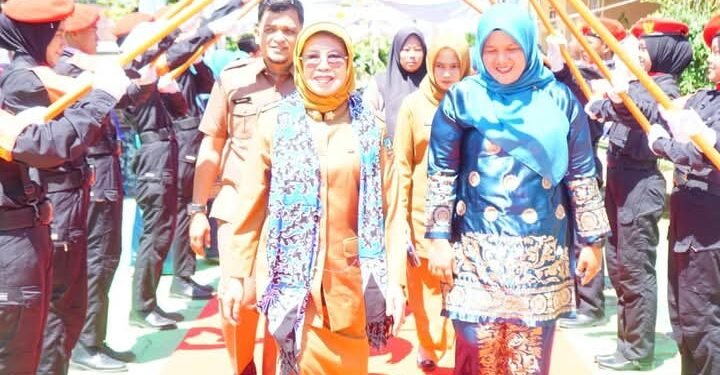 Hadiri Perpisahan, Wabup Leliarni Tekankan Tamatan SMA Agar Melanjutkan Pendidikan ke PT
