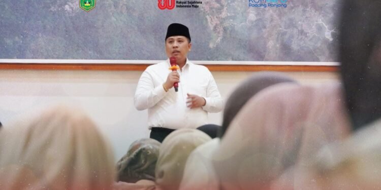 Sempat Dirumahkan, Nasib Tenaga Non-ASN R4 dan R3 Pemko Padang Panjang Terus Diperjuangkan Wako Hendri Arnis