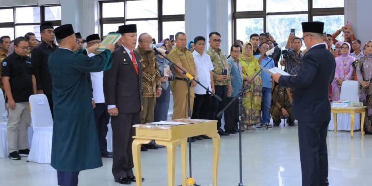 Lantik Sekda Pasaman