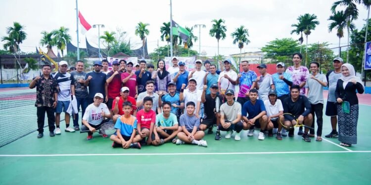 Tenis Lapangan