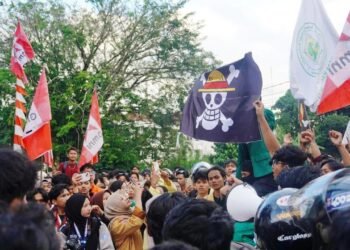 Dipicu Tewasnya Affan, Mahasiswa dan Driver Ojol Unjuk Rasa di Mapolda Sumbar