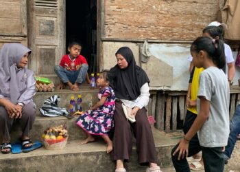 Potret Buram 5 Anak Beradik Kakak di Selayo Picu Empati Ketua TP-PKK, Ny. Nia Jon F Pandu