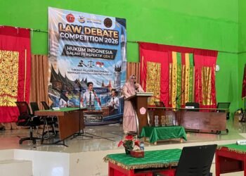 Lomba debat
