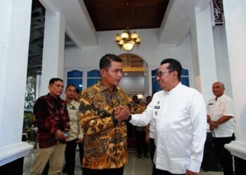 Bupati Tanah Datar dan Solok Sepakat Tahan Aktivitas, Cari Solusi Atasi Sengketa Batas Wilayah