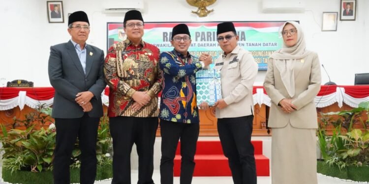 DPRD Tanah Datar