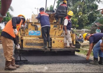 Pengaspalan jalan
