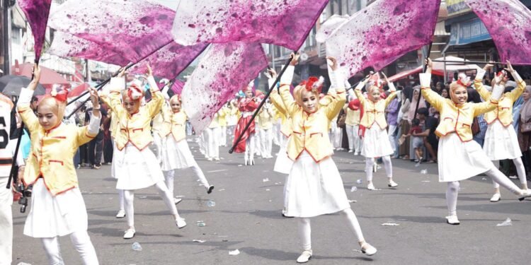 Kreativitas pawai