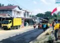 Jalan Poros Sungai Rumbai Timur Diperbaiki, Dambaan Warga Blok D Sitiung 2 Terjawab di Era Bupati Annisa
