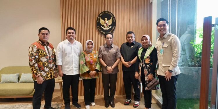 Menteri Kesehatan