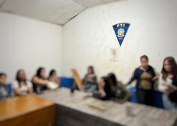 Hiburan Malam Ditertibkan, Satpol PP Solok Amankan 10 LC dan Miras