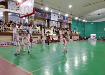 Tim Basket Tanah Datar