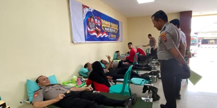 HUT Humas Polri ke-75, Aksi Donor Darah Polres Solok Kota Bantu Perkuat Stok Darah PMI